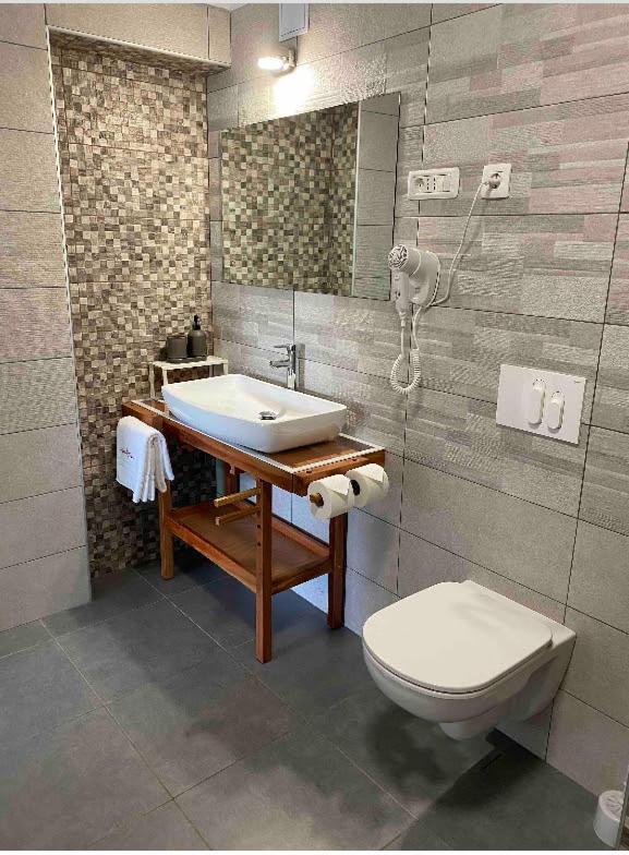 Lovely Apartment In Nature With Sauna! โพสโตยนา ภายนอก รูปภาพ